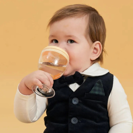 Pahar din Plastic Transparent cu Picior, Cyrax, pentru Copii, 14 x 7.7 cm, cu Cioc Antiscurgere, + 3 Ani, Fara Maner, Galben