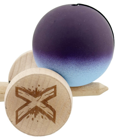 Kendama X Originala, Profesionala, Cyrax, Cupe Mari KING SIZE V3, Rubber Grip, Gaura in Baza, Rulment Metalic, din lemn 18 cm, Ata 62/65 cm, Gradient Negru/Albastru deschis