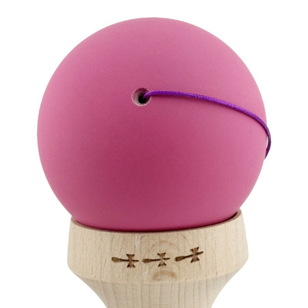 Kendama X Originala, Profesionala, Cyrax, Rubber Grip, Cupe Mari KING SIZE V3, Gaura in Baza, Rulment Metalic, din lemn 18 cm, Ata 62/65 cm, Bicolor Roz inchis/Alb