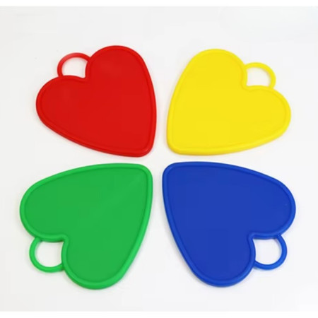 Set 4 Greutati pentru Baloanele cu Heliu, Cyrax, 60 grame, 15 grame fiecare, Plastic, Forma Inima, Multicolor