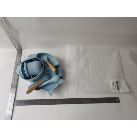 Set 10 piese diversificare bebelusi si copii din silicon Cyrax, baveta, farfurie compartimentata cu ventuza, bol cu ventuza, tacamuri din lemn si silicon, cana pentru gustari, fara alergeni, baby blue
