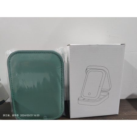 Portfard, Cyrax, Geanta Cosmetice, cu Oglinda LED, 3 Moduri de Lumina, Incarcare USB, Baterie 1200 mAh, pentru Organizarea Cosmeticelor, 4 Compartimente, Imitatie Piele, Verde, 16.5x11.5x6 cm