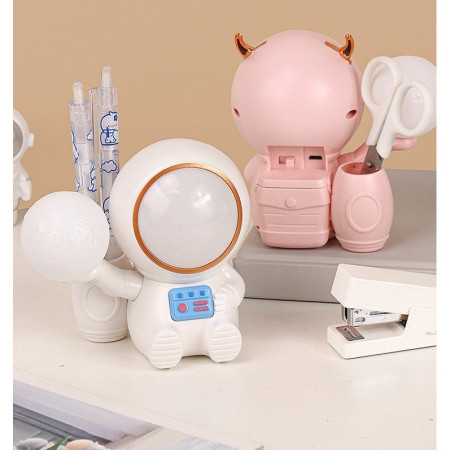 Lampa de Veghe 2in1, Cyrax, Lampa, Ascutitoare si Spatiu Depozitare, Model Astronaut, Incarcare USB, din ABS, 12 x 7 x 11 cm, Lumina Led, Multicolor