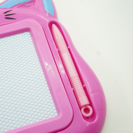 Tablita Magnetica de Scris si Desenat, Cyrax, Model Pisica, cu Creion, Dimensiuni 23.2x18.5 cm, Suprafata Desen 14.6x10.4 cm, Dezvolta Imaginatia si Creativitatea, Incurajeaza Exersarea Scrisului, Roz