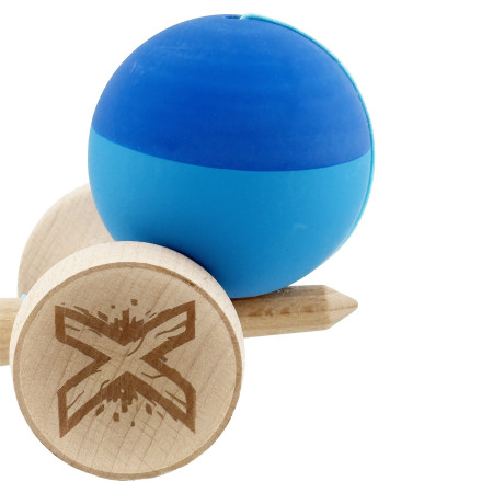 Kendama X Originala, Profesionala, Cyrax, Rubber Grip, Cupe Mari KING SIZE V3, Gaura in Baza, Rulment Metalic, din lemn 18 cm, Ata 62/65 cm, Bicolor Albastru/Albastru deschis
