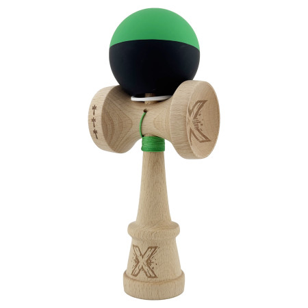 Kendama X Originala, Profesionala, Cyrax, Cupe Mari KING SIZE V3, Rubber Grip, Gaura in Baza, Rulment Metalic, din lemn 18 cm, Ata 62/65 cm, Bicolor Verde/Negru