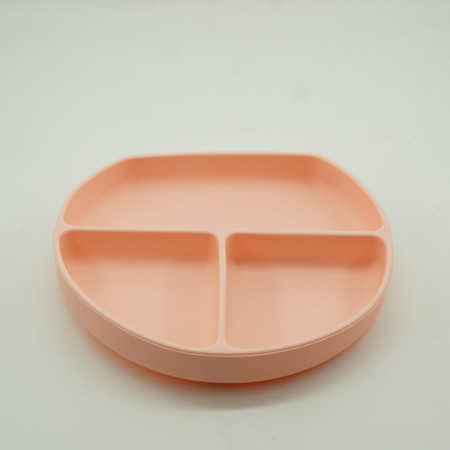 Set 8 piese diversificare bebelusi si copii din silicon Cyrax, baveta, farfurie compartimentata cu ventuza, bol cu ventuza, tacamuri din lemn si silicon, cana pentru gustari, fara alergeni, roz