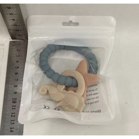 Jucarie Dentitie Bebelusi, Cyrax, Tip Bratara, Model Calut si Stea de Mare, + 3 luni, din Silicon, fara BPA, 8.1 x 8.1 x 1.2 cm, Albastru