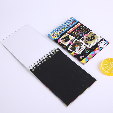 Caiet cu fise razuibile Cyrax, DIY Magic Scratch, 12 File, Curcubeu, Creion din Lemn, Cartonase negre, A6, Multicolor