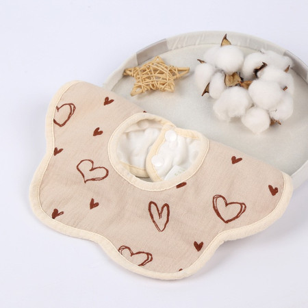 Baveta Tip Floare, Cyrax, din Bumbac, pentru Copii 0-12 Luni, Rezistenta la apa, cu Capse, Model cu Inimioare, 26 x 29 cm, Crem