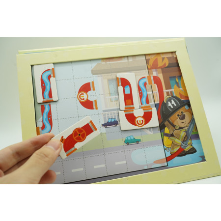 Cyrax Joc educativ magnetic de interconectare, micul pompier, 15 nivele, 9 carti, pentru copii, +3 ani, multicolor