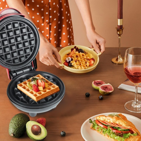 Mini Aparat de Vafe, Cyrax, Multifunctional, Pentru Casa si Calatorii, Compact, Usor de Transportat si Depozitat, 18x14.5x9.3 cm, Rosu