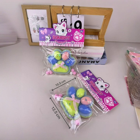 Jucarie Antistres Squishy, Cyrax, cu Revenire Lenta,  Model Labuta de Pisica Pufoasa, 12.5x10.5 cm, 220g, Squeeze Pinch Family, Multicolor Albastru