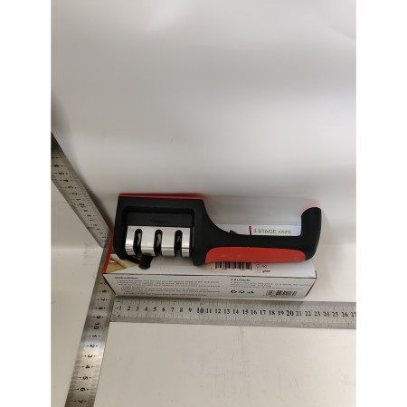 Dispozitiv pentru ascutit cutite Cyrax, cu 3 pozitii, rosu/negru, material inox si ABS, 21.5x5x6 cm