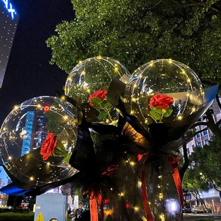 Buchet Decorativ, Cyrax, Trandafir in Balon cu Lumini Led, Diametru 35 cm, 2 x Baterii AA (neincluse), Rosu/Negru