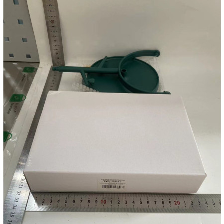 Oglina Cosmetica cu Picior, Cyrax, HD, Rotire 360 Grade, 15 cm Diametru, Suport Bijuterii Baza Rotunda + 2 Brate, Model cu Urechi, 31 x 14.5 x 15 cm, din Plastic, Albastru/Galben