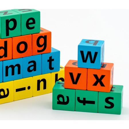 Joc cu Blocuri din Lemn, Cyrax, Formare Cuvinte, Cartonase cu Obiecte si Animale, Clopotel, Joc pentru 4 Persoane, 3 Ani+, 28x15.5x5 cm, Multicolor