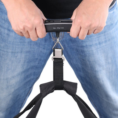 Cantar Digital de Mana Curea, Cyrax, Cantar Portabil, Cantarire Bagaje, Capacitate 50 kg, Functie de Tara, 12.5 x 2.8 x 2.8 cm, Alb-Negru