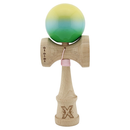 Kendama X Originala, Profesionala, Cyrax, Big Cups V2, Super Sticky cu Cupe Mari, din lemn 18 cm, Rulment Metalic cu Ata 55 cm, Galben/Albastru/Verde