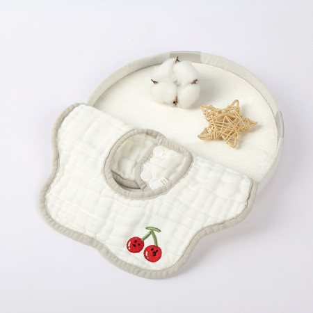 Baveta Tip Floare, Cyrax, din Bumbac, pentru Copii 0-12 Luni, Rezistenta la apa, 8 Straturi, Model Tricotat cu Cirese, 26 x 29 cm, Alb