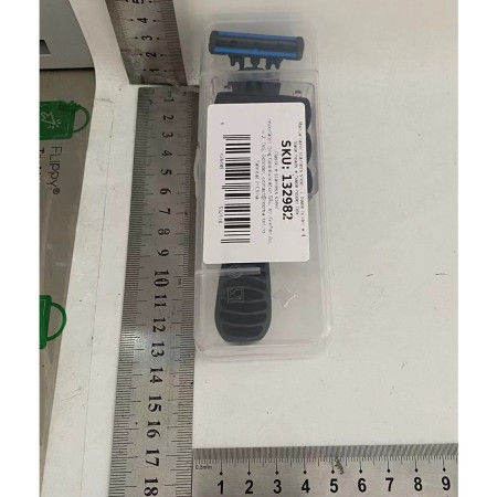 Aparat de Ras Manual,  din Otel Inoxidabil, Suport Lama + 4 Capete de Schimb Incluse, Cutie pentru Lame, Negru