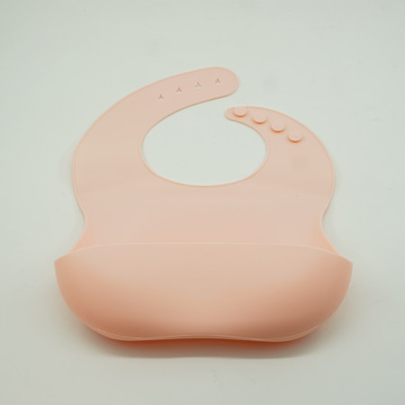 Set 5 piese diversificare bebelusi si copii din silicon Cyrax, baveta, farfurie compartimentata cu ventuza, bol cu ventuza, tacamuri, fara alergeni, roz