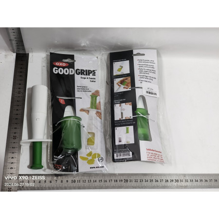 Cutit Feliator pentru Legume si Fructe mici, Cyrax, Feliator pentru Rosii Cherry, Feliator pentru Masline, Ustensila de Feliat Fructe si Legume, 18 x 6,5 cm, Verde