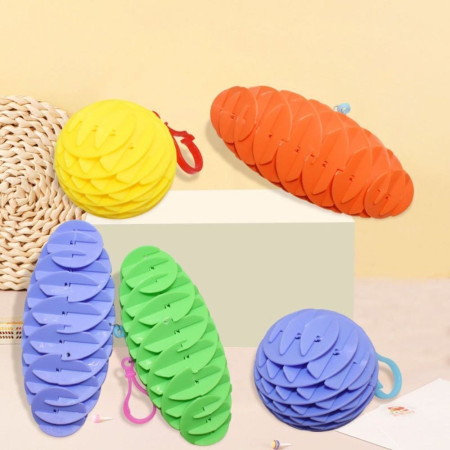 Jucarie Worm Fidget de Decompresie, Cyrax, Anti Stres, Dimensiune Compacta 6 cm, Dimensiune Extinsa 15.5 cm, Albastru eschis