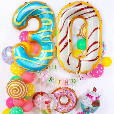 Balon din Folie Metalizata Cyrax, Figurina Cifra, Imprimeu Gogosi, Tema Aniversare 100 cm, Ambalaj Individual, Pai inclus, Umflare cu Aer sau Heliu, Multicolor, Cifra 3