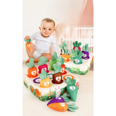 Jucarie Interactiva Montessori, pentru Copii, de Sortat pe Culori, Cyrax, 9 Morcovi si Suport, Multicolor