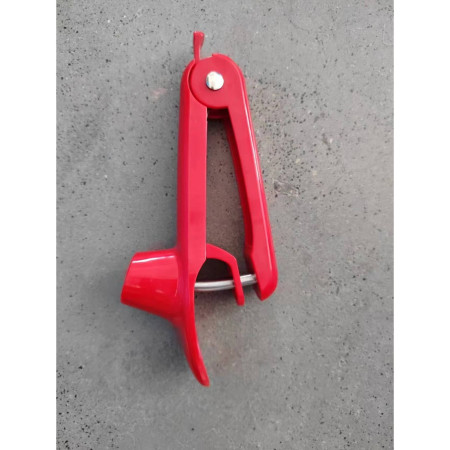 Dispozitiv de Scos Samburi, Cyrax, Manual, cu 1 Gaura, pentru Cirese/Masline, 20.5 x 3.8 x 13 cm, din ABS+Otel Inoxidabil, cu Maner, Rosu