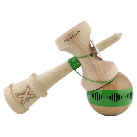 Kendama X Originala FREQUENCY, Profesionala, Cyrax, Cupe Mari KING SIZE V3, Super Sticky, Gaura in Baza, Rulment Metalic, din lemn 18 cm, Ata 55 cm, Verde/Maro