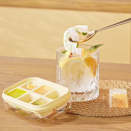 Forma pentru gheata cu presa Cyrax, din silicon alimentar, 6 cuburi, caserola pentru depozitare, usor de folosit si curatat, 10.5 x 7.5 x 4.1 cm, galben