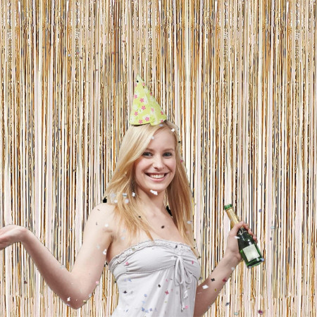 Perdea Franjurata, Cyrax, Model Decor Petrecere, pentru Fundal de Poze, Amenajare Colorata a Petrecerii, Dimensiune 100x200 cm, Gold Sampanie