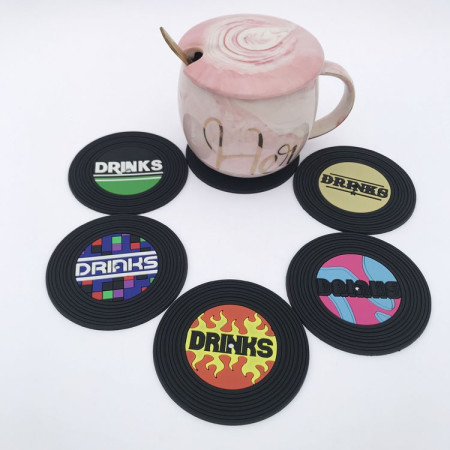 Cyrax Set 5 Suporturi pentru Pahare, Filppy, din PVC, Diametru 9 cm, Rezistent la Caldura, Multicolor