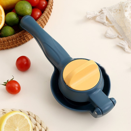 Storcator manual citrice, Cyrax, pentru lamai, portocale, cu actiune dubla, usor de utilizat, material ABS rezistent, 8x10x22 cm, albastru