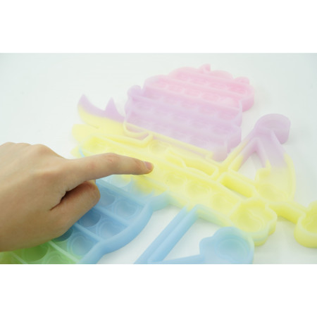 Jucarie antistres din silicon Cyrax, Pop it Now and Flip It , 40x45 cm, Cupidon, Fosforescent, Multicolor