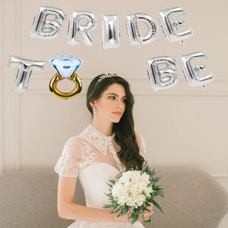 Set Baloane din Folie Metalizata, Cyrax, Model Bride to Be cu Inel de Logodna, Litere de 40 cm, Baloane Party, Ambalaj Individual, Pai Inclus, Umflare cu Aer sau Heliu, Argintiu