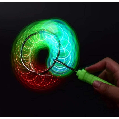 Jucarie Interactiva, Cyrax, Titirez Magnetic, cu Led, 19.8 x 5 cm, Verde