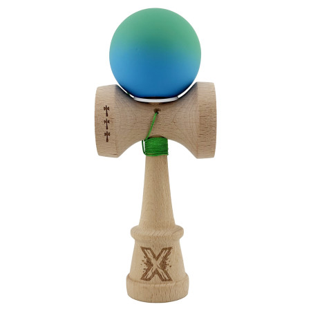 Kendama X Originala, Profesionala, Cyrax, Cupe Mari KING SIZE V3, Rubber Grip, Gaura in Baza, Rulment Metalic, din lemn 18 cm, Ata 62/65 cm, Gradient Verde/Albastru