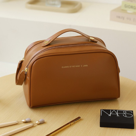 Geanta cosmetice pentru femei Cyrax, material poliuretan, 25 x 14.5 x 14.5 cm, Impermeabila, Maro