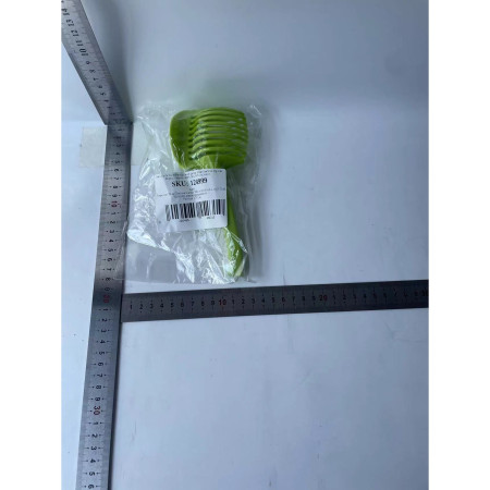 Ustenisla de bucatarie tip cleste pentru feliat fructe si legume Cyrax, material ABS, 8 x 18.5 cm, verde