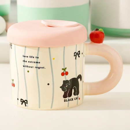 Cana din Ceramica cu Capac si Pai, Cyrax, Capacul si Paiul din Silicon Roz, 9x8.5 cm, Model Cute A, Capacitate 380ml