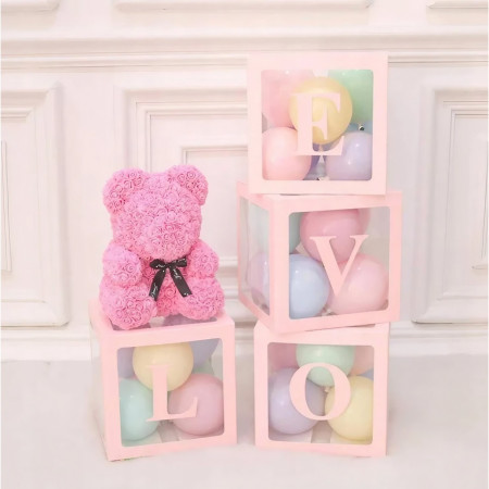 Set 4 Cutii pentru Baloane, Cyrax, Model Scris Love, Tematica Iubire, Cuburi Decorative din Plastic, Accesorii pentru Petrecere, 30 x30 cm, Transparente Contur Roz