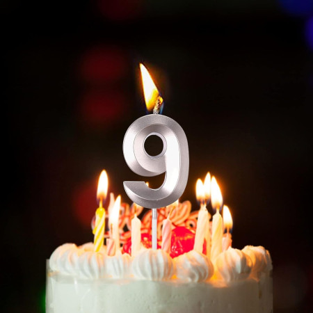 Lumanare Cifra 9, Cyrax, Model Diamond, 5 x 3.4 cm, Argintiu