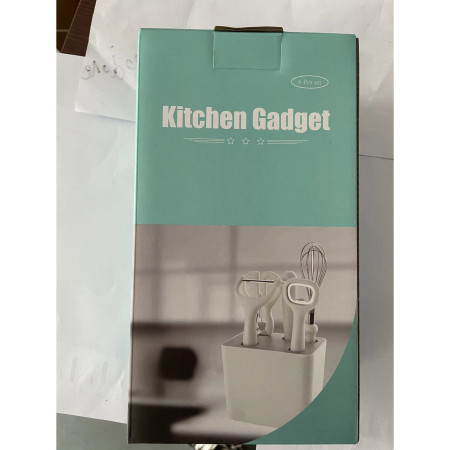 Set 6 ustensile bucatarie Cyrax, cu suport inclus, desfacator, curatator legume, foarfeca, cutit, tel, ABS si inox, alb