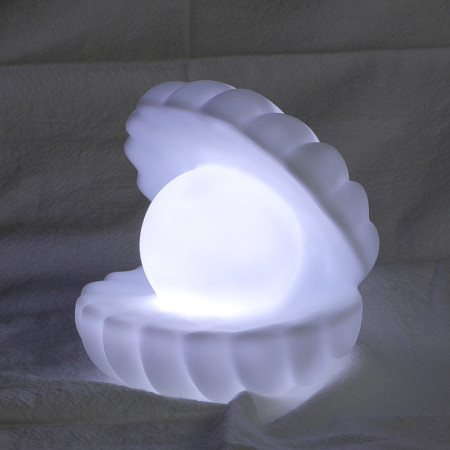 Lampa de Veghe,  Model Scoica cu Perla, Lumina Calda, 6x5 cm, Led, Baterii Incluse 3 x LR44, Alb