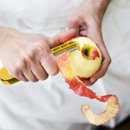 Peeler pentru Legume si Fructe, Cyrax, 3.6 x 9.1 cm, Multifunctional, Curatator Pliabil, din ABS si Otel Inoxidabil, Galben