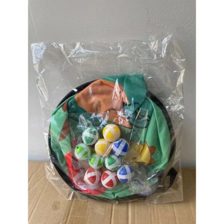 Joc Darts Cyrax pentru Copii, Placa Pliabila 70 cm, 8 Mingii Velcro/Scai Simple, 2 Mingii Luminoase, Model Dinozaur Park, Verde