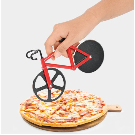 Cutit pizza creativ Cyrax, in forma de bicicleta, cu suport pentru cutit, 19 x 12.5 cm, otel/PP, negru